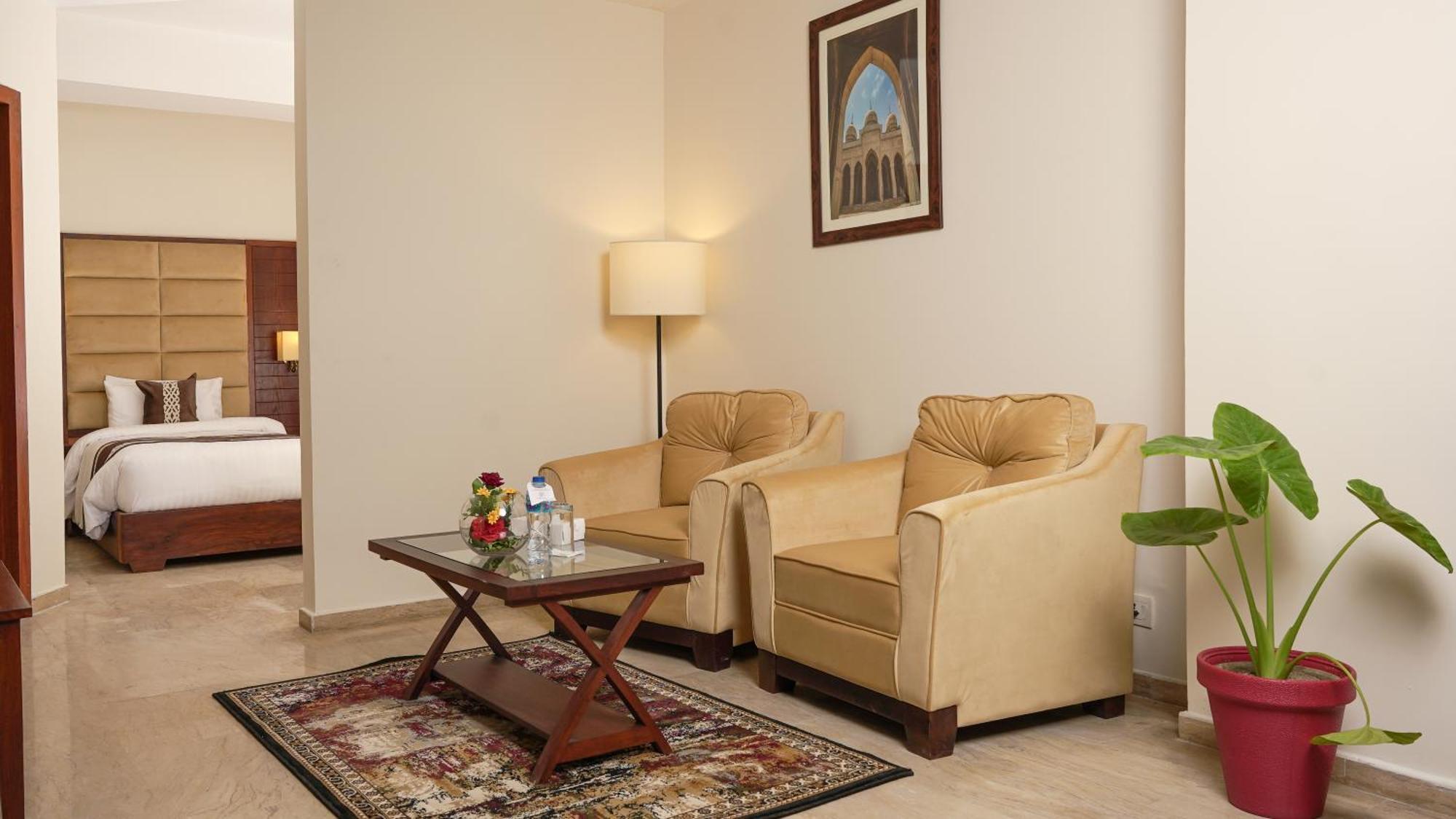 Faletti'S Express- Shimla Hill Lahore Ngoại thất bức ảnh