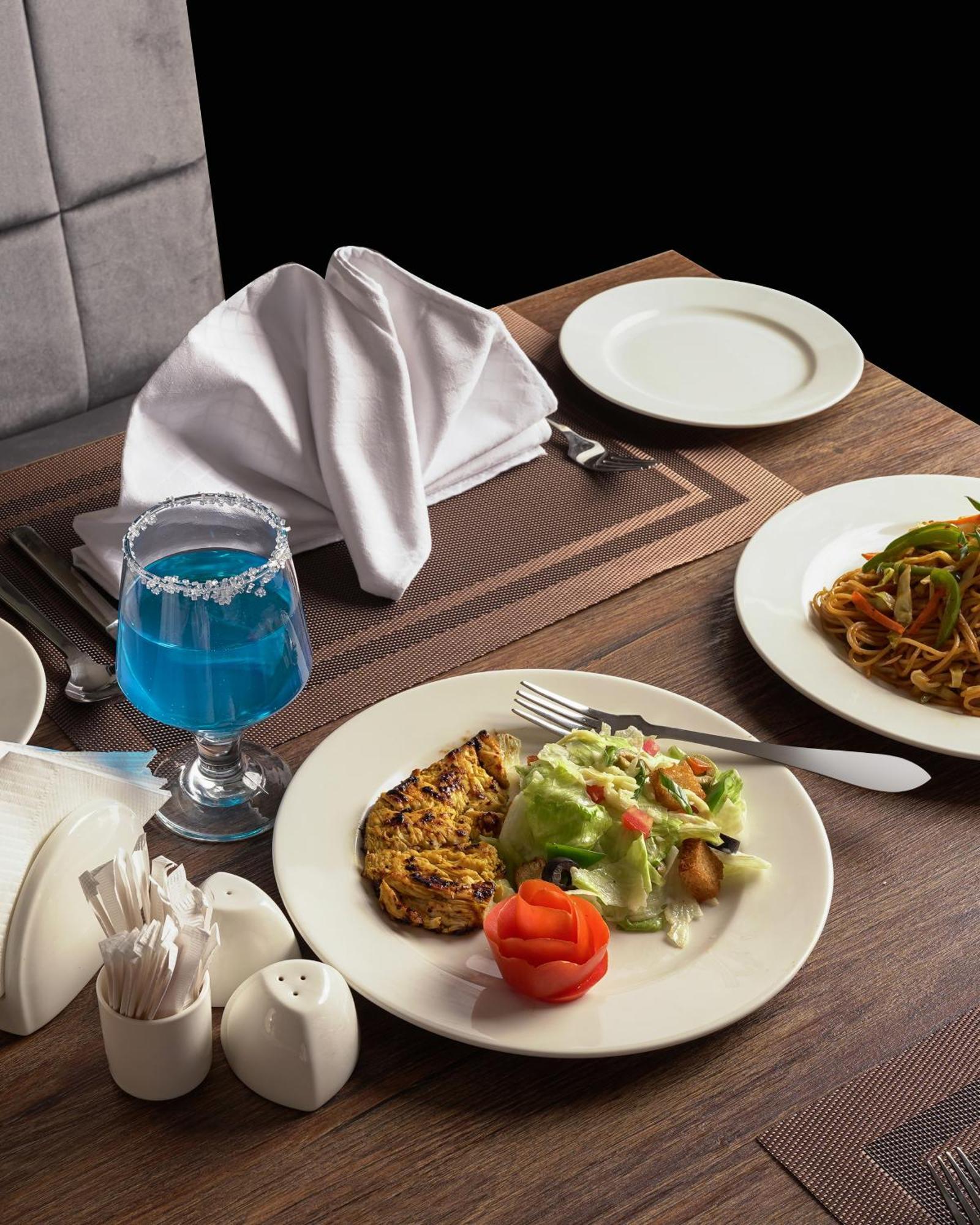 Faletti'S Express- Shimla Hill Lahore Ngoại thất bức ảnh